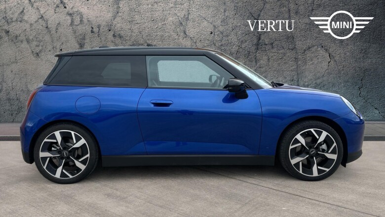 MINI Cooper 160kW SE Exclusive 54kWh 3dr Auto Electric Hatchback